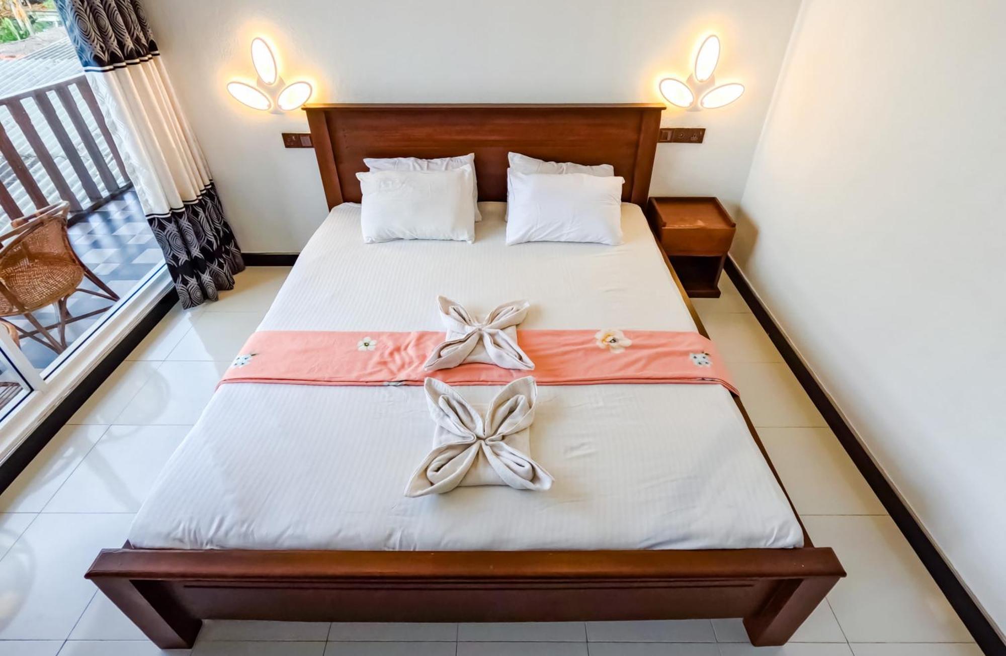 The Amora Vịnh Arugam Ngoại thất bức ảnh