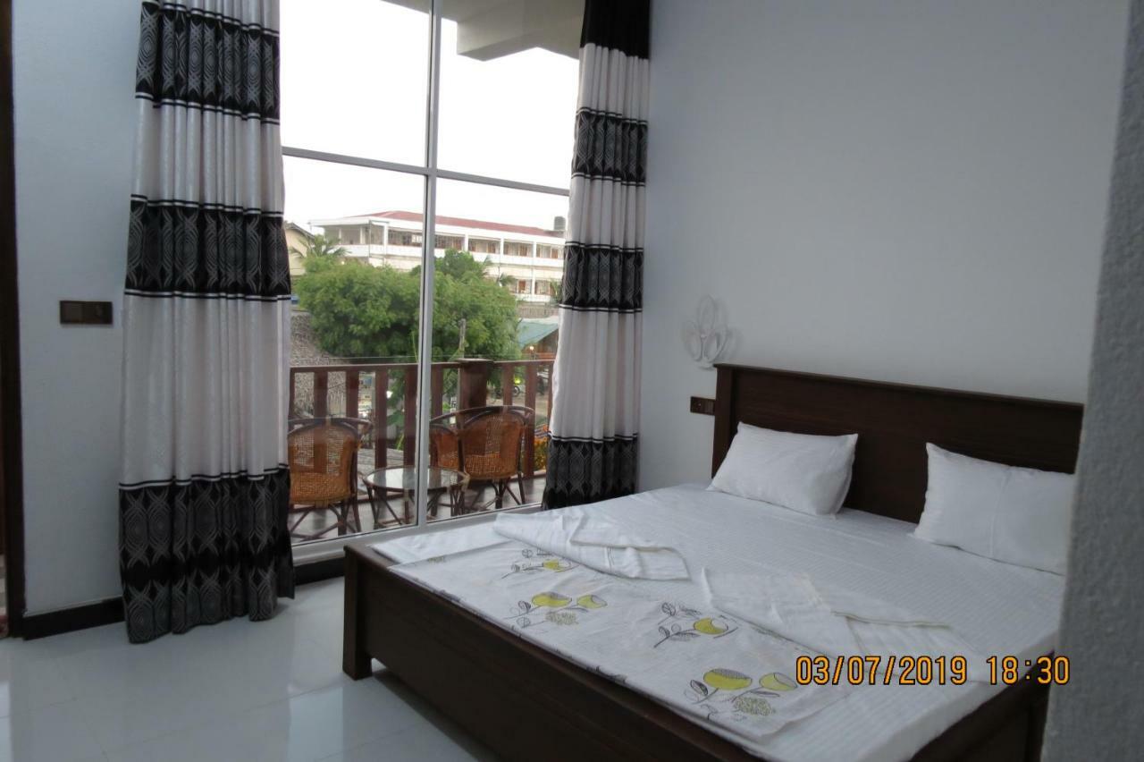 The Amora Vịnh Arugam Ngoại thất bức ảnh